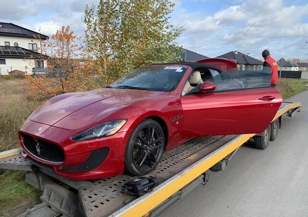 Maserati GranCabrio cena 299000 przebieg: 40700, rok produkcji 2015 z Warszawa małe 562